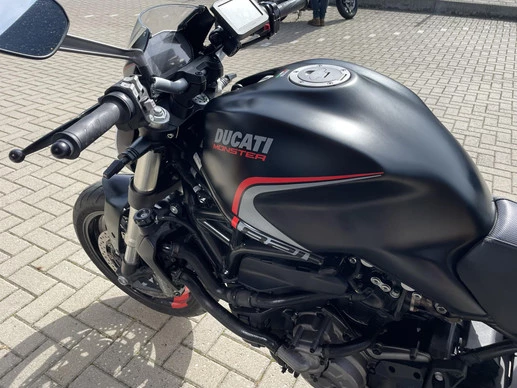 Ducati Monster - Afbeelding 8 van 16