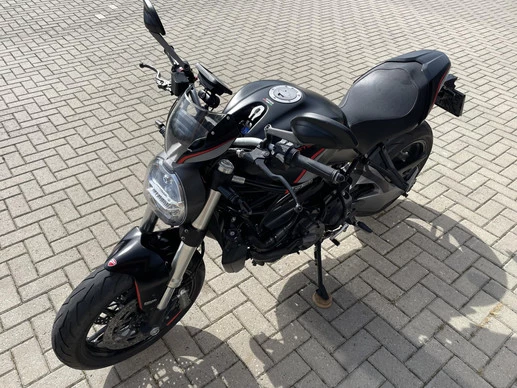 Ducati Monster - Afbeelding 10 van 16