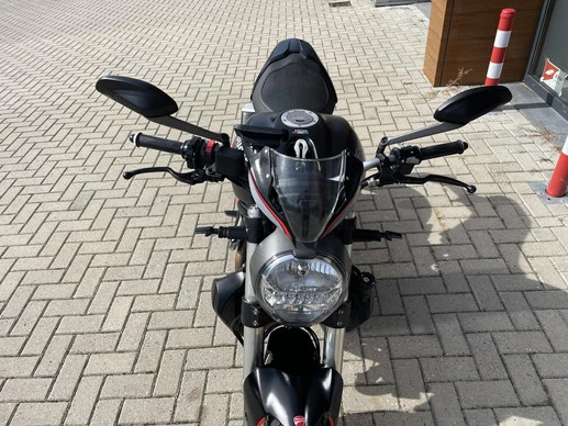 Ducati Monster - Afbeelding 11 van 16