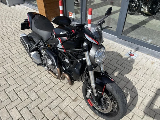 Ducati Monster - Afbeelding 12 van 16