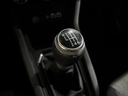 Renault Clio - Afbeelding 29 van 30