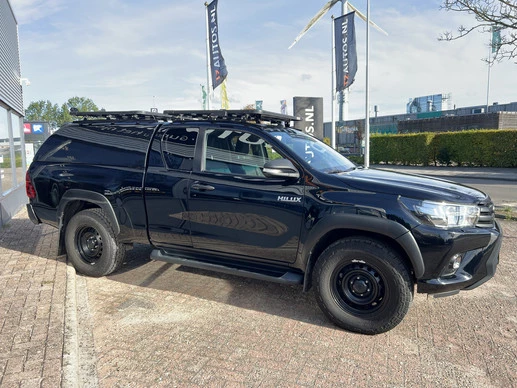 Toyota Hilux - Afbeelding 22 van 30