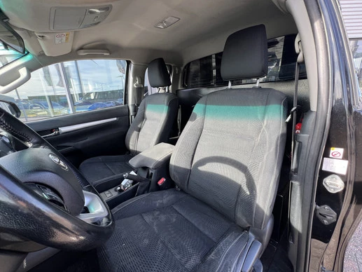 Toyota Hilux - Afbeelding 26 van 30