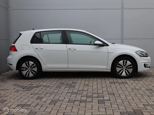 Volkswagen e-Golf - Afbeelding 12 van 30