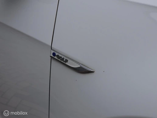 Volkswagen e-Golf - Afbeelding 13 van 30