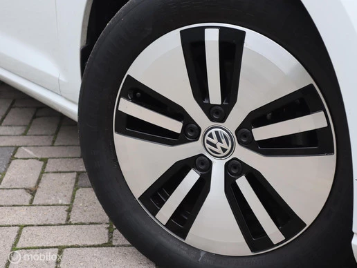 Volkswagen e-Golf - Afbeelding 14 van 30