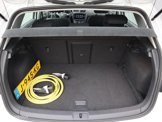 Volkswagen e-Golf - Afbeelding 19 van 30