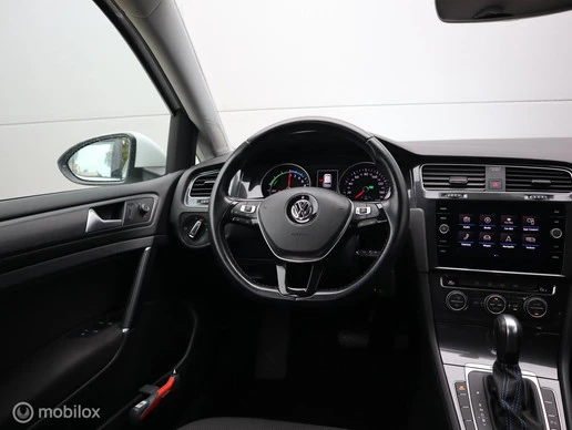 Volkswagen e-Golf - Afbeelding 20 van 30