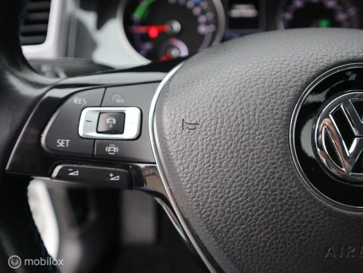 Volkswagen e-Golf - Afbeelding 22 van 30