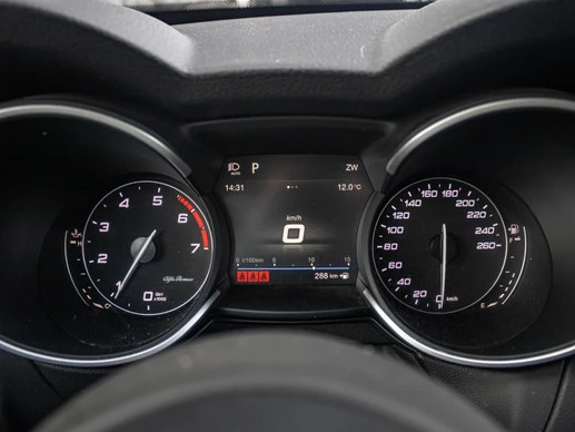 Alfa Romeo Stelvio - Afbeelding 12 van 24