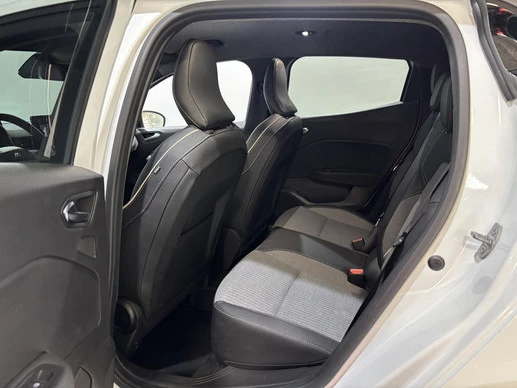Renault Clio - Afbeelding 13 van 30