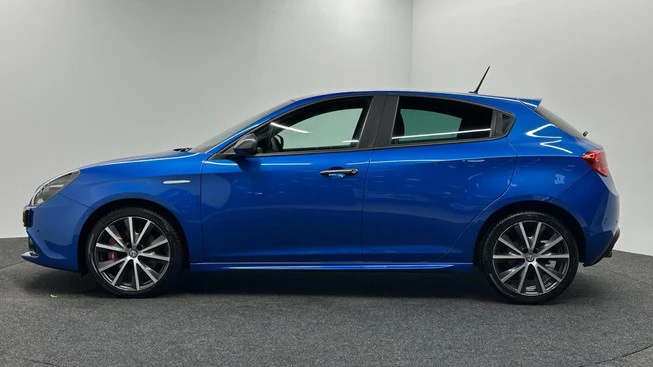 Alfa Romeo Giulietta - Afbeelding 8 van 30