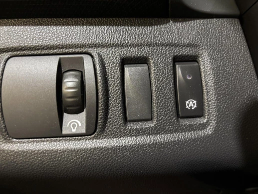 Renault Clio - Afbeelding 22 van 30