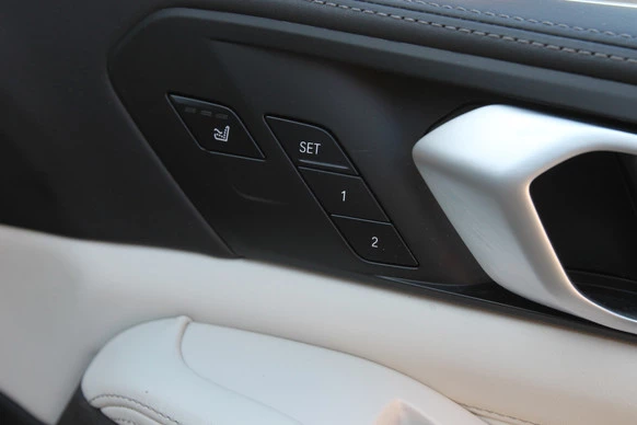 BMW X7 - Afbeelding 23 van 30