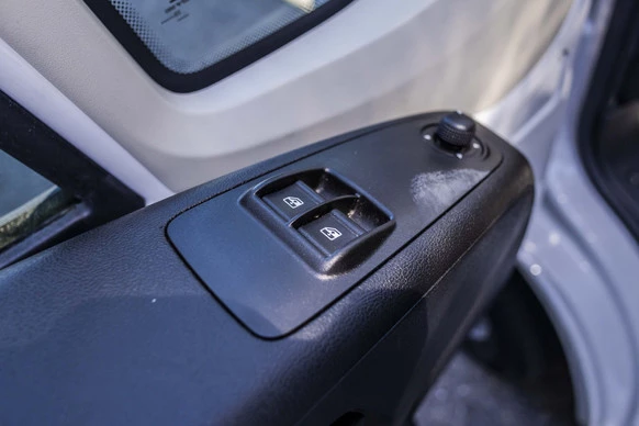 Opel Movano - Afbeelding 25 van 30