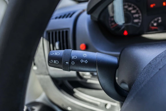 Opel Movano - Afbeelding 28 van 30