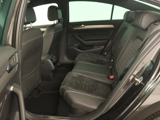 Volkswagen Passat - Afbeelding 8 van 30