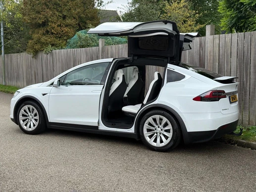 Tesla Model X - Afbeelding 6 van 24