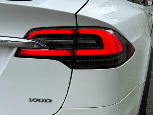 Tesla Model X - Afbeelding 11 van 24