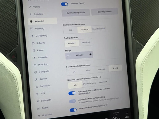 Tesla Model X - Afbeelding 23 van 24