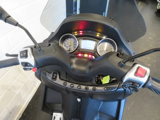 Piaggio MP3 - Afbeelding 5 van 14