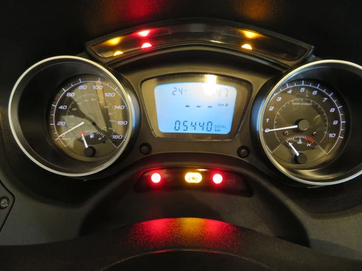 Piaggio MP3 - Afbeelding 6 van 14