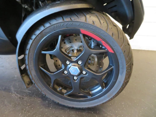 Piaggio MP3 - Afbeelding 7 van 14