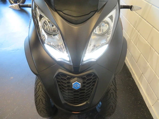 Piaggio MP3 - Afbeelding 13 van 14