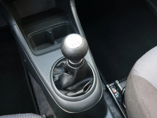 Suzuki Alto - Afbeelding 13 van 24