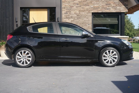 Alfa Romeo Giulietta - Afbeelding 4 van 30