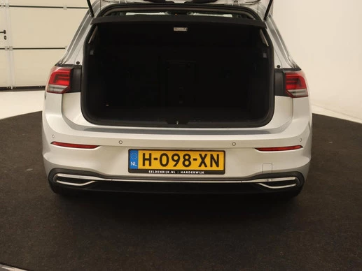 Volkswagen Golf - Afbeelding 14 van 30