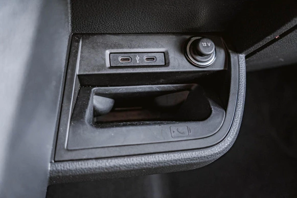 Volkswagen Caravelle - Afbeelding 23 van 30