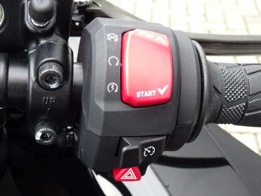 Suzuki GSX - Afbeelding 11 van 13