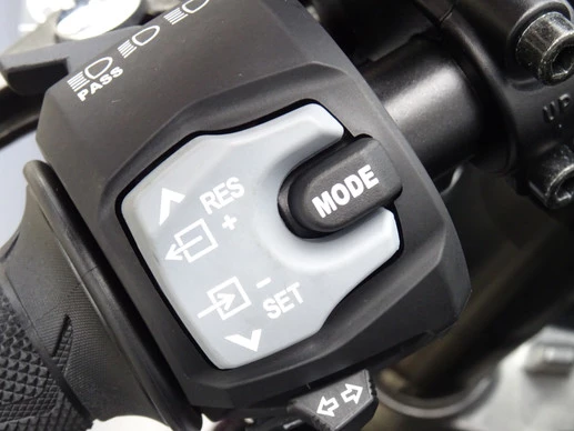 Suzuki GSX - Afbeelding 12 van 13