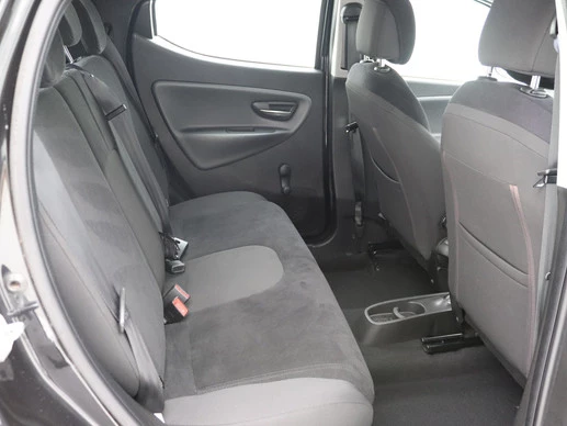 Lancia Ypsilon - Afbeelding 14 van 27