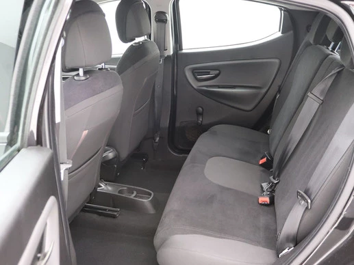 Lancia Ypsilon - Afbeelding 15 van 27
