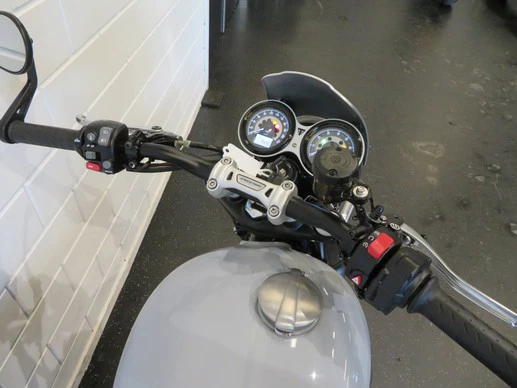 Triumph Speed Twin 1200 - Afbeelding 5 van 15