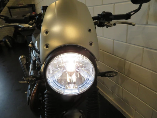 Triumph Speed Twin 1200 - Afbeelding 14 van 15