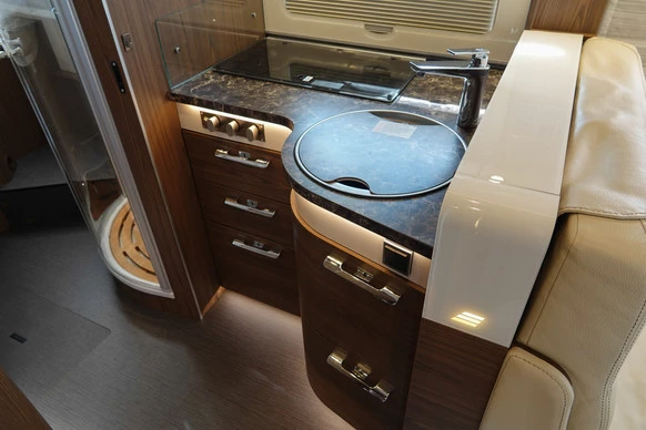 Hymer B 708 - Afbeelding 10 van 30