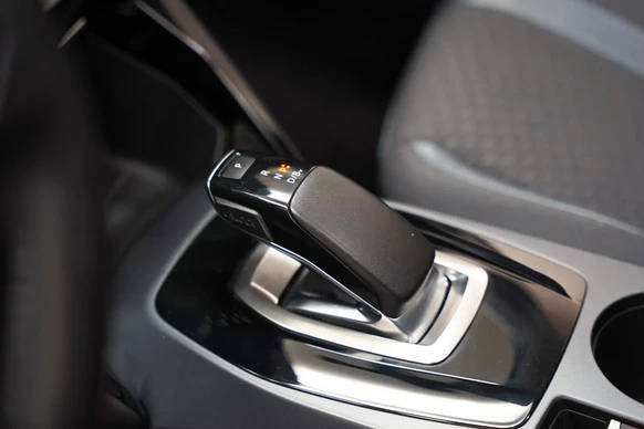 Peugeot e-2008 - Afbeelding 10 van 30
