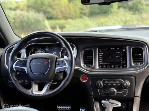 Dodge Charger - Afbeelding 17 van 30