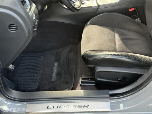 Dodge Charger - Afbeelding 19 van 30