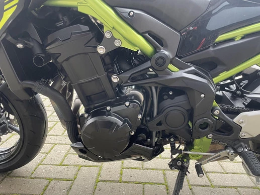 Kawasaki Z900 - Afbeelding 16 van 19