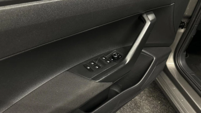 Volkswagen Polo - Afbeelding 16 van 29