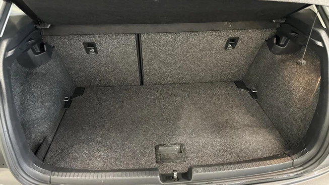 Volkswagen Polo - Afbeelding 28 van 29