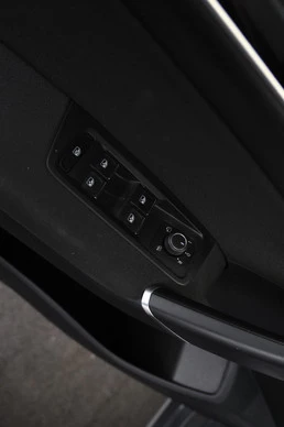 Volkswagen Touran - Afbeelding 12 van 30