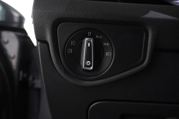 Volkswagen Touran - Afbeelding 24 van 30