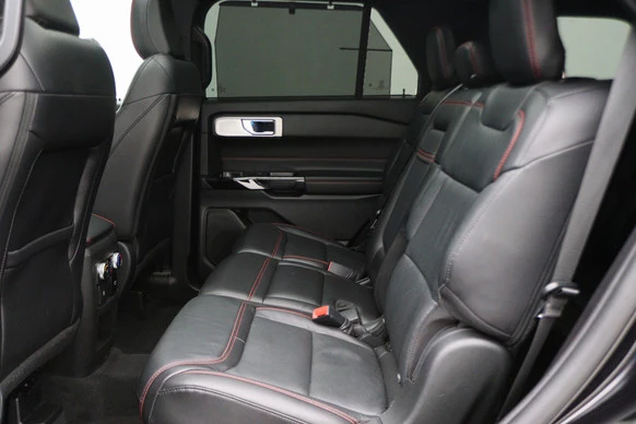 Ford Explorer - Afbeelding 13 van 30