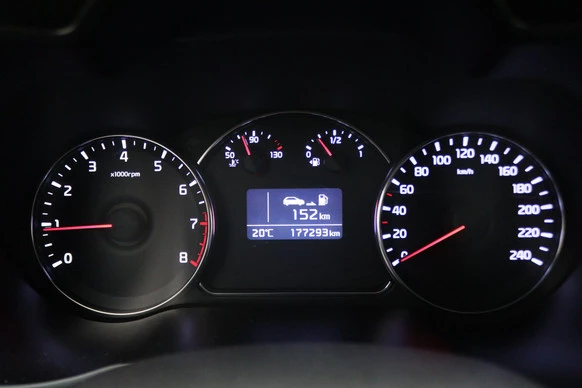 Kia Carens - Afbeelding 4 van 30