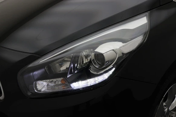 Kia Carens - Afbeelding 28 van 30